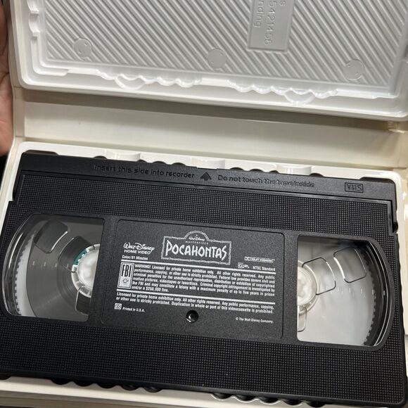 Vintage Disney Pocahontas VHS Tape 1996 Walt Disney Masterpiece Clamshell Movie - Picture 3 of 9
